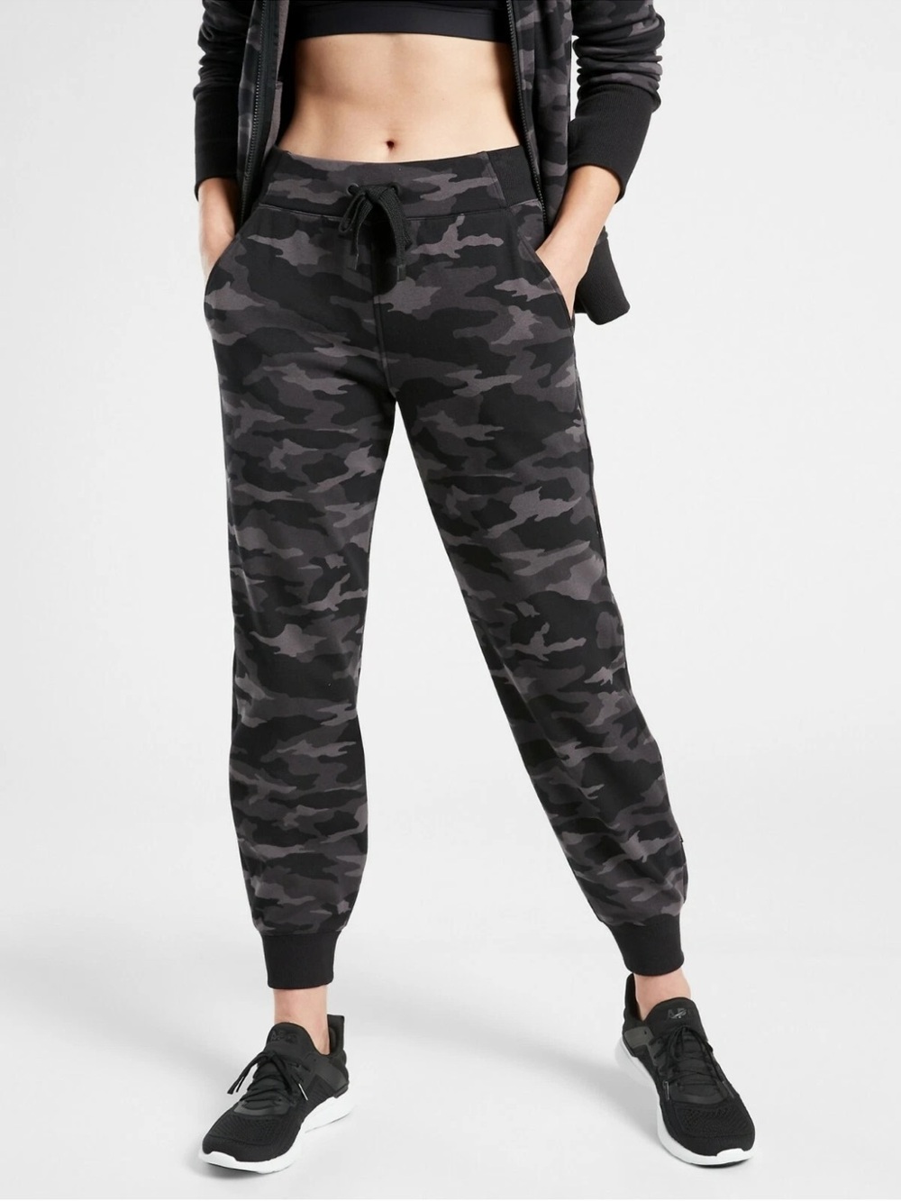 •Athleta• black camo triumph joggers